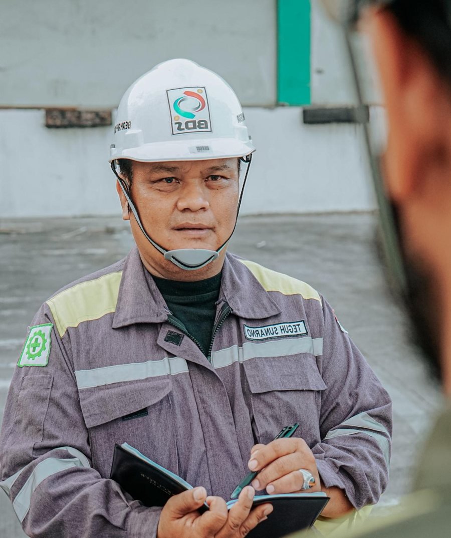 Pengawas lapangan PT Berkah Daya Sejahtera